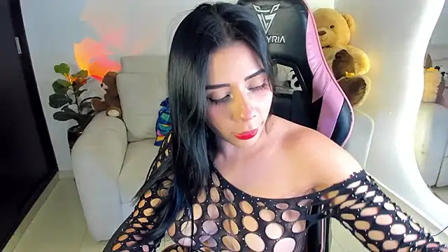 Snapshot of eval_lee18 chatting on October 20, 2025, 2:23 am eval lee18 online show from October 20, 2025, 2:23 am