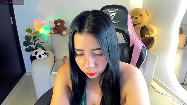 Snapshot of eval_lee18 chatting on October 26, 2025, 2:06 am eval lee18 online show from October 26, 2025, 2:06 am