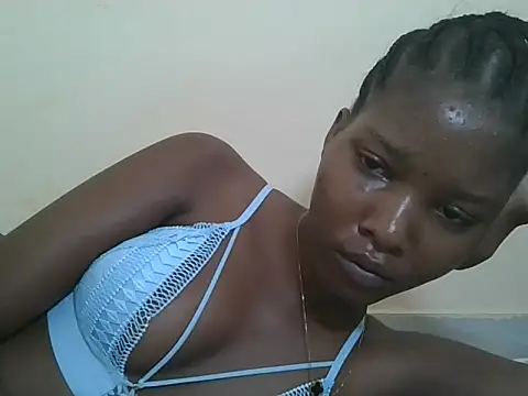 sexyjanett online show from May 6, 2026, 5:03 am