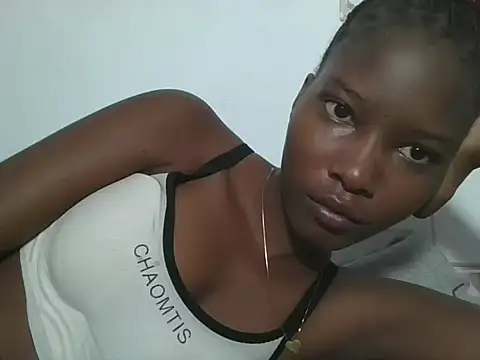 Snapshot of sexyjanett chatting on July 6, 2026, 8:11 am sexyjanett online show from July 6, 2026, 8:11 am