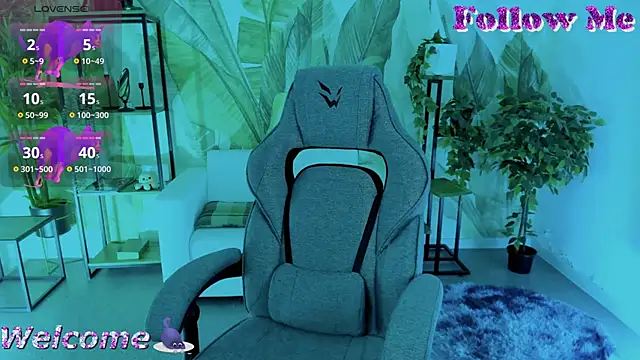 GrayceWild online show from September 26, 2025, 10:52 am