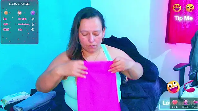 Diana Lozano online show from May 10, 2026, 1:16 pm