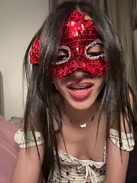 morrocoXcute online show from May 5, 2026, 11:57 pm