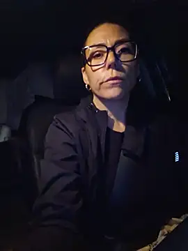 Ellie-L-Elizabeth online show from July 2, 2026, 2:22 am