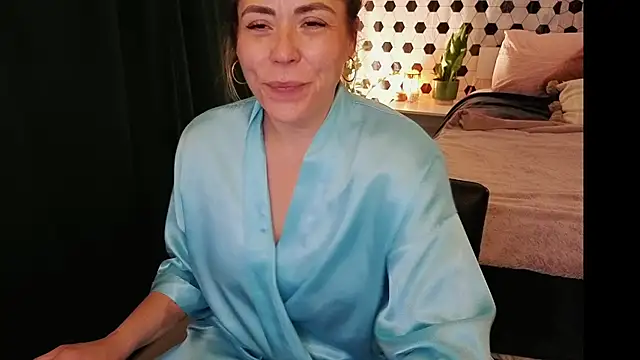 Ellie-L-Elizabeth online show from July 11, 2026, 4:04 am