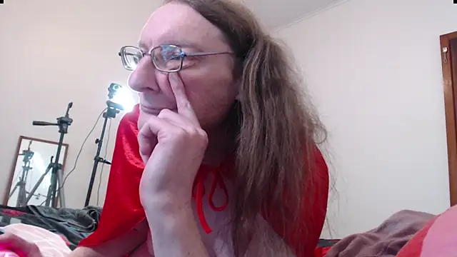 CDAdalyn online show from June 25, 2026, 5:12 am