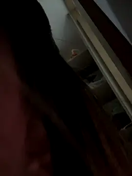 lunablossom  online show from November 13, 2025, 1:26 am