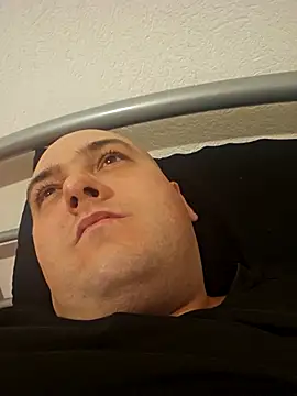 mario890605 online show from September 21, 2025, 10:11 pm