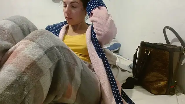 SquirtyMellissaLabia online show from January 23, 2025, 3:05 am