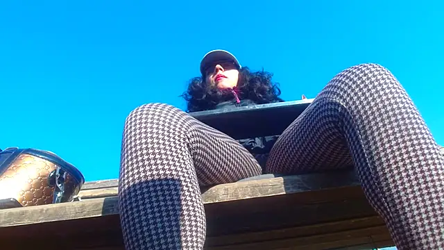 SquirtyMellissaLabia online show from February 12, 2025, 1:16 pm