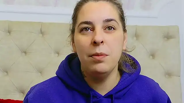 KarinaNoir online show from February 9, 2025, 5:19 am