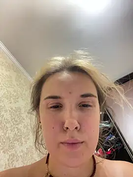 Sandra SW  online show from August 2, 2026, 10:41 pm