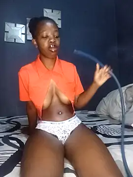 Snapshot of SheisBlacq chatting on November 2, 2025, 8:44 pm SheisBlacq online show from November 2, 2025, 8:44 pm