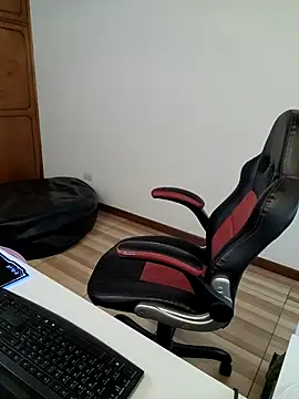 kayortiiz online show from July 22, 2026, 3:59 pm