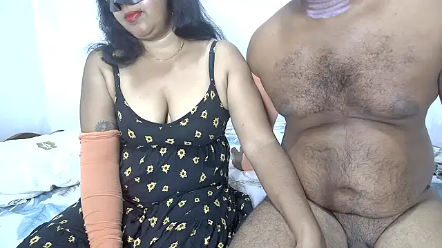 Snapshot of DevilZoone chatting on March 9, 2026, 2:54 pm DevilZoone online show from March 9, 2026, 2:54 pm