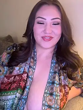RosieDixx online show from May 21, 2026, 5:25 am