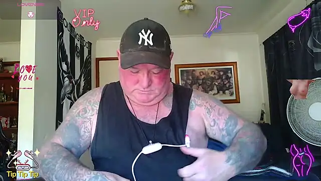 HOTANAL online show from May 11, 2026, 2:28 am