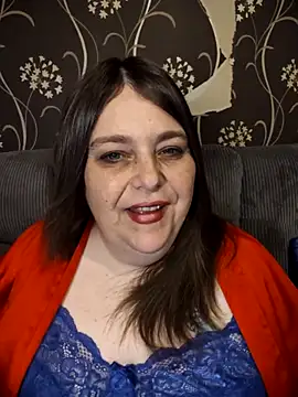 HouseWifeWhore Milf online show from May 10, 2026, 9:31 pm