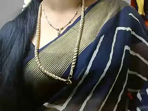 Snapshot of tamilharini chatting on September 18, 2025, 5:53 am tamilharini online show from September 18, 2025, 5:53 am