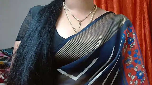 Snapshot of tamilharini chatting on September 24, 2025, 5:44 am tamilharini online show from September 24, 2025, 5:44 am