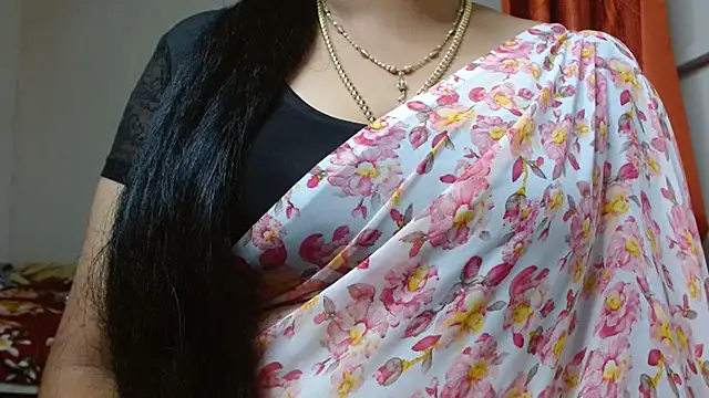 Snapshot of tamilharini chatting on September 26, 2025, 4:49 am tamilharini online show from September 26, 2025, 4:49 am