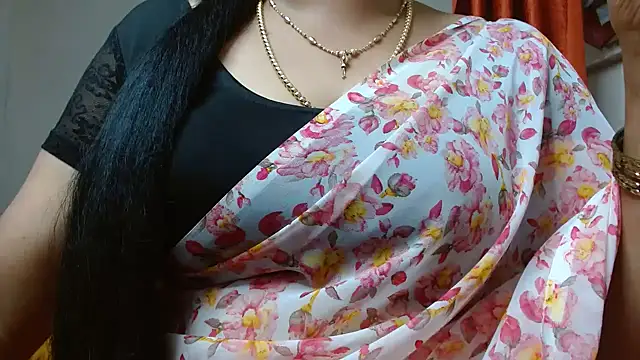 Snapshot of tamilharini chatting on October 7, 2025, 7:27 am tamilharini online show from October 7, 2025, 7:27 am