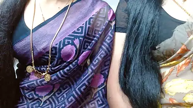 Snapshot of tamilharini chatting on October 16, 2025, 5:30 am tamilharini online show from October 16, 2025, 5:30 am