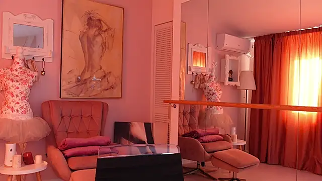 OliviaSirena online show from March 12, 2026, 1:50 pm