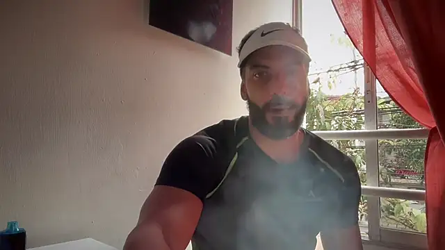 romeolovedark online show from December 16, 2025, 9:31 pm