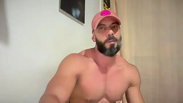 romeolovedark online show from May 4, 2026, 5:58 am