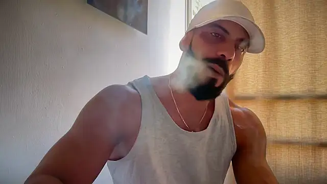 romeolovedark online show from June 27, 2026, 2:23 pm