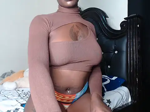 queenvenus2 online show from February 22, 2025, 1:57 pm