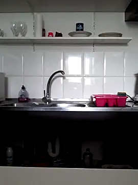 Moi Lina online show from October 8, 2025, 1:20 pm