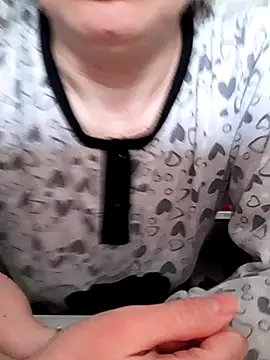 Moi Lina online show from April 1, 2026, 1:23 pm