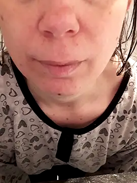 Moi Lina online show from April 2, 2026, 2:26 pm