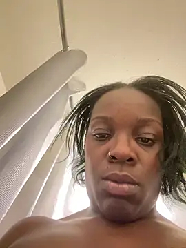 ChocolateBuns101 online show from December 19, 2024, 2:56 am