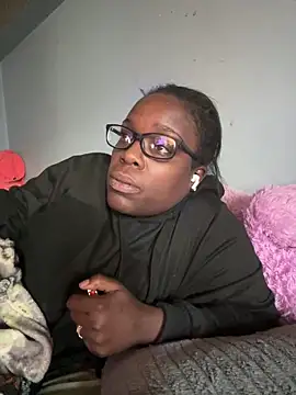 ChocolateBuns101 online show from January 10, 2025, 2:45 pm