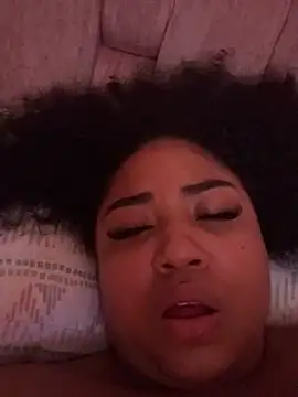 420Geminis online show from November 10, 2025, 9:41 am