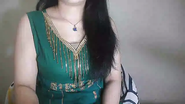 Snapshot of Chanchal--Navya chatting on December 11, 2024, 1:06 pm Chanchal--Navya online show from December 11, 2024, 1:06 pm