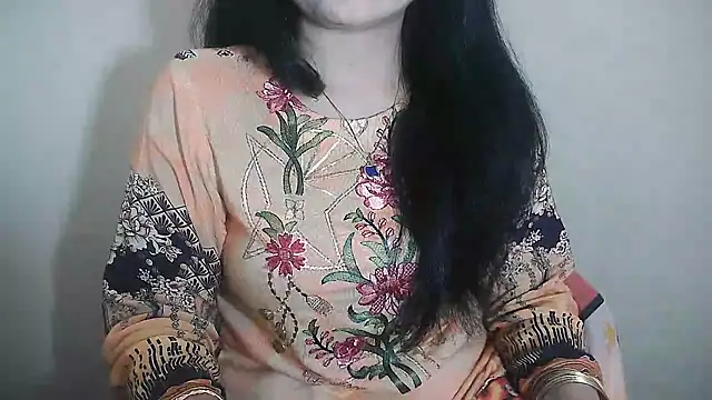 Snapshot of Chanchal--Navya chatting on December 23, 2024, 1:13 pm Chanchal--Navya online show from December 23, 2024, 1:13 pm