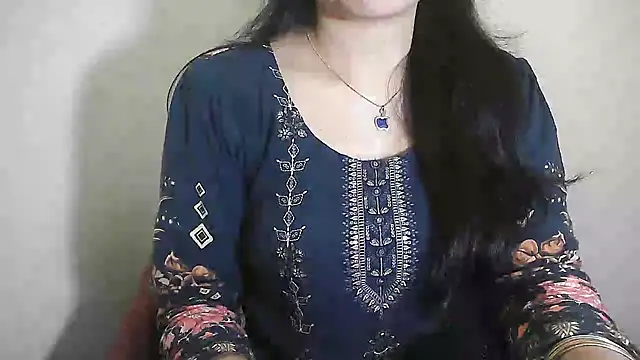 Snapshot of Chanchal--Navya chatting on December 25, 2024, 1:19 pm Chanchal--Navya online show from December 25, 2024, 1:19 pm