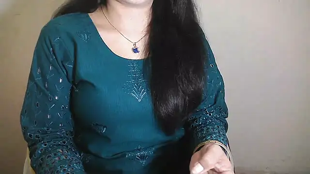 Snapshot of Chanchal--Navya chatting on December 31, 2024, 6:46 pm Chanchal--Navya online show from December 31, 2024, 6:46 pm