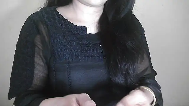 Snapshot of Chanchal--Navya chatting on January 31, 2025, 1:23 pm Chanchal--Navya online show from January 31, 2025, 1:23 pm