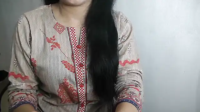 Snapshot of Chanchal--Navya chatting on September 17, 2025, 6:31 pm Chanchal--Navya online show from September 17, 2025, 6:31 pm