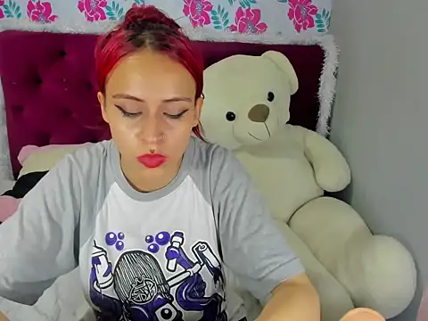 GiannaGoddes online show from December 7, 2024, 10:23 am