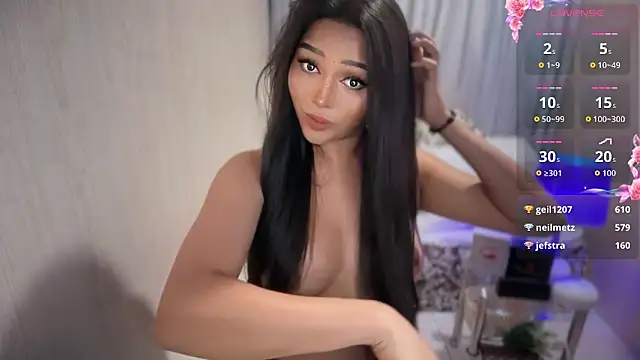 Snapshot of shantal_r0mance chatting on April 24, 2026, 3:36 pm shantal r0mance online show from April 24, 2026, 3:36 pm