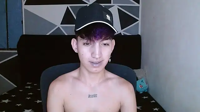 littlextreme online show from December 26, 2024, 1:51 am