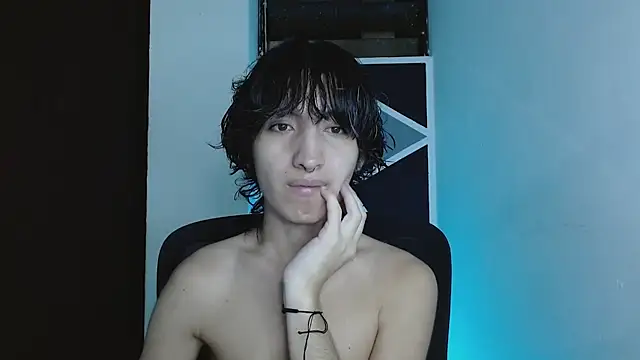 littlextreme online show from May 5, 2026, 4:09 am