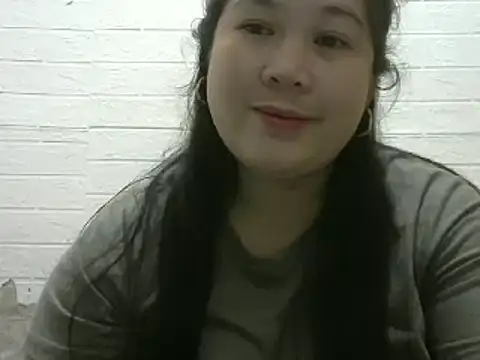 hotsexylyn online show from February 28, 2025, 12:09 pm