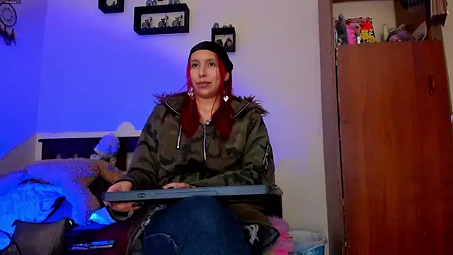 Cheerryll online show from March 9, 2025, 3:32 am